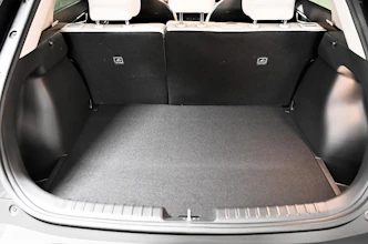 https://vehicle.imgix.net/4425961/e87d0ba5-dbf7-4d0f-afbe-327b79e7ac70.jpg