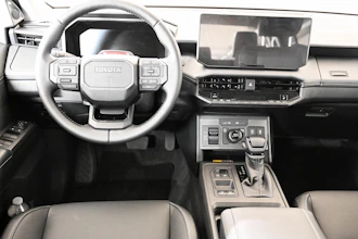 https://vehicle.imgix.net/4425962/ccf3c600-7625-4679-89d8-e34da80c3458.jpg