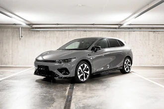 https://vehicle.imgix.net/4425964/03495e87-e452-41f1-a60c-6d40aebd9ebf.jpg