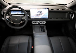 https://vehicle.imgix.net/4425964/8080913a-dd29-4f55-96e0-19fd6653f93f.jpg