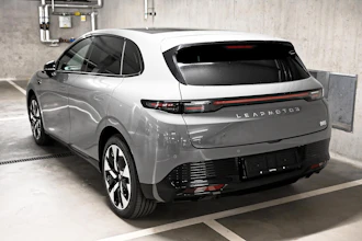 https://vehicle.imgix.net/4425964/bc77a630-a06c-401c-9262-74df48af90f6.jpg