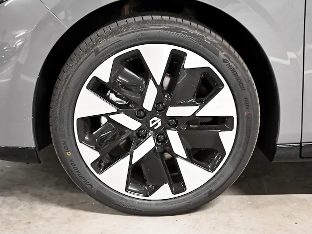 Leapmotor B05 EV