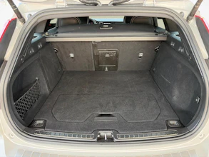 https://vehicle.imgix.net/4425997/2f8dc03c-8974-4c49-b6e0-d1b28497151f.jpg