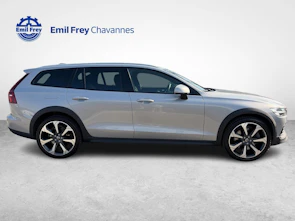 image du véhicule VOLVO V60 Cross Country 2.0 B5 Ultimate AWD