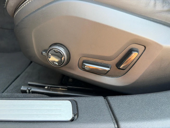 image du véhicule VOLVO V60