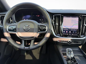 https://vehicle.imgix.net/4425997/6795c54e-1b40-4eff-a53c-cf648466ceec.jpg
