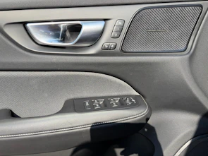 image du véhicule VOLVO V60 Cross Country 2.0 B5 Ultimate AWD