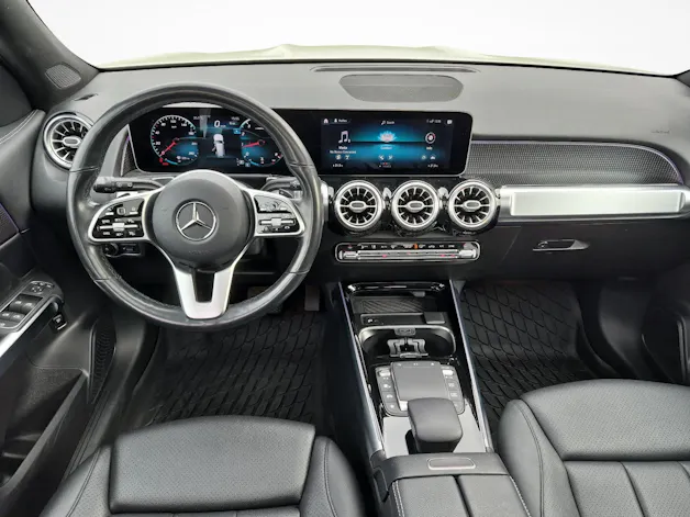 MERCEDES-BENZ GLB 250 Progressive 4matic