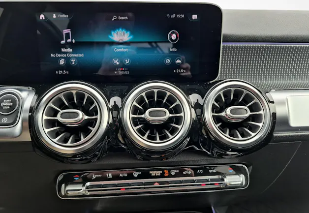 MERCEDES-BENZ GLB 250 Progressive 4matic