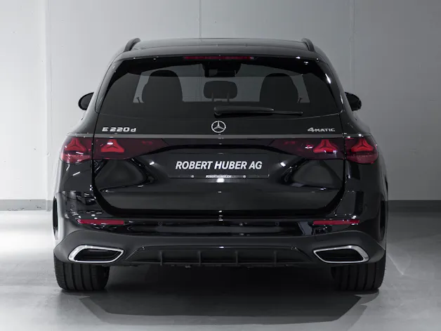 Mercedes-Benz E 220 d 4MATIC T-Modell "Swiss Star"
