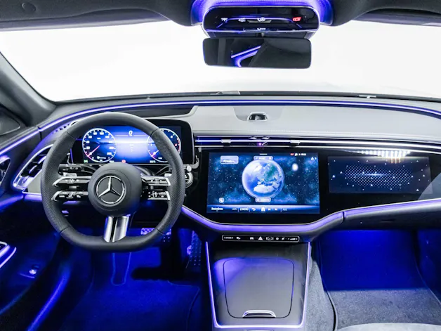 Mercedes-Benz E 220 d 4MATIC T-Modell "Swiss Star"