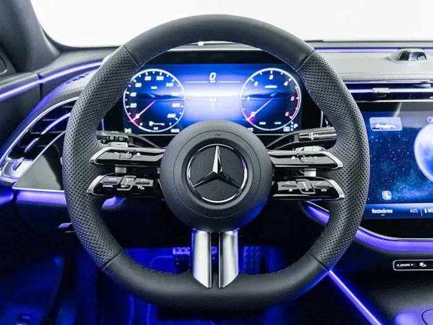 Mercedes-Benz E 220 d 4MATIC T-Modell "Swiss Star"