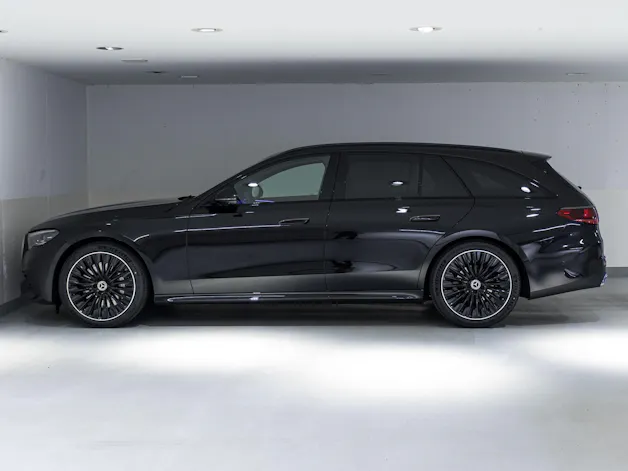 Mercedes-Benz E 220 d 4MATIC T-Modell "Swiss Star"