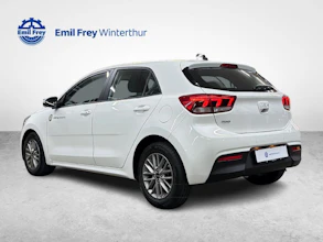https://vehicle.imgix.net/4426105/f710f94a-82d8-4d0c-8f63-aeb56eea030b.jpg