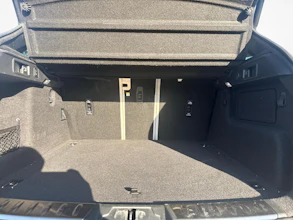 https://vehicle.imgix.net/4426122/92000571-39a6-4051-9336-103c2b30cc8f.jpg