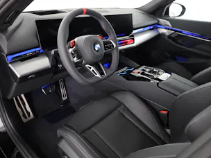 BMW M5 xDrive Touring
