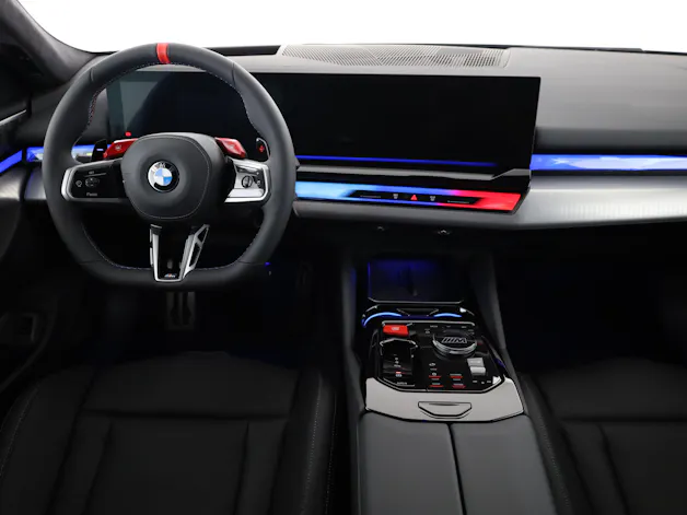 BMW M5 xDrive Touring