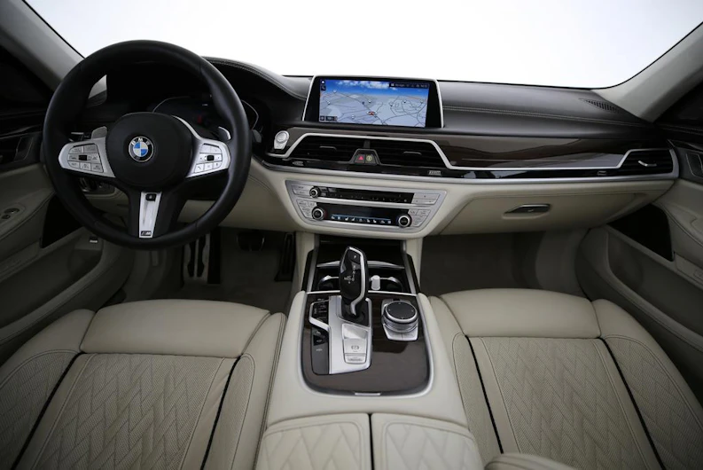 image du véhicule BMW 7 SERIES