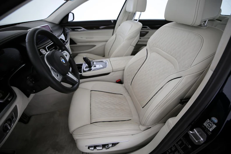 image du véhicule BMW 7 SERIES