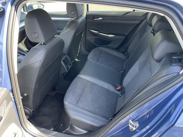 VW Golf VIII 1.5 eTSI UNITED DSG