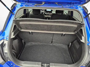 https://vehicle.imgix.net/4426203/e3b1615e-ef8a-4aa9-b6bc-70ab85687a14.jpg