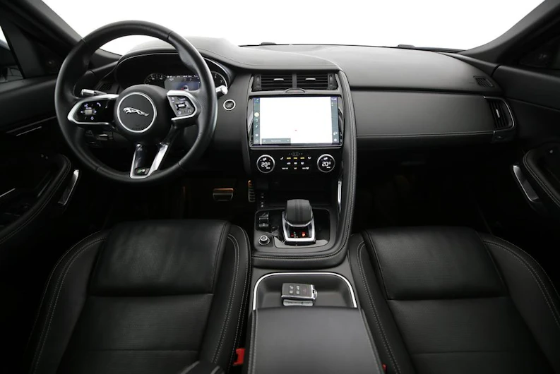immagine del veicolo JAGUAR E-PACE