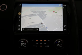 https://vehicle.imgix.net/4426205/f1b7aeb2-56a4-4515-9b78-c816b8f7222b.jpg