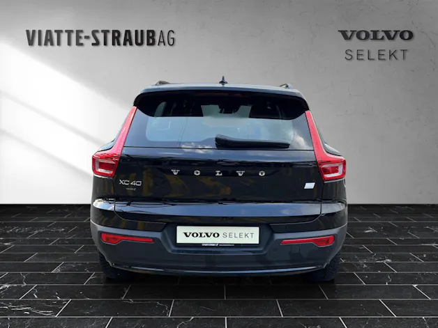 Volvo XC40 1.5 T4 PiH Plus Dark