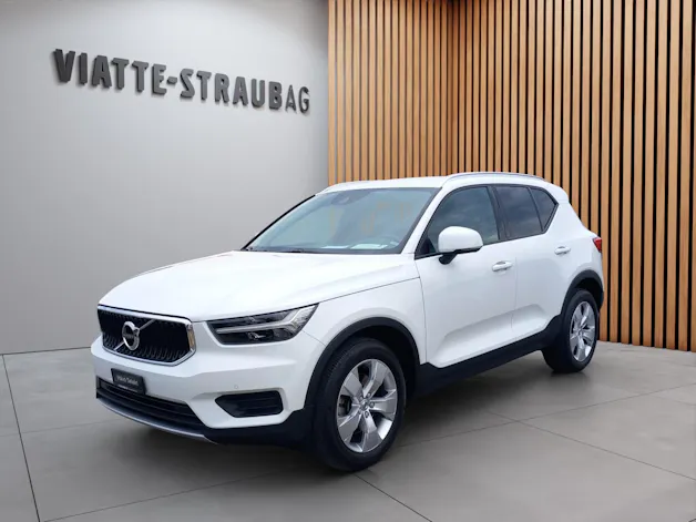 Volvo XC40 2.0 D4 Momentum AWD