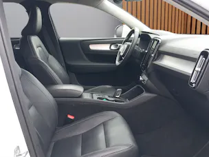 Volvo XC40 2.0 D4 Momentum AWD