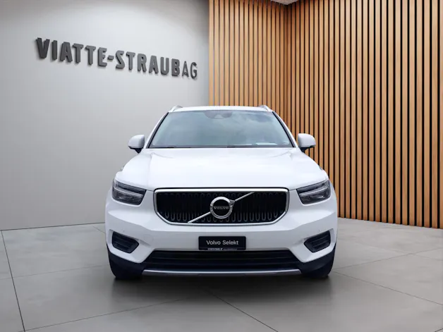 Volvo XC40 2.0 D4 Momentum AWD