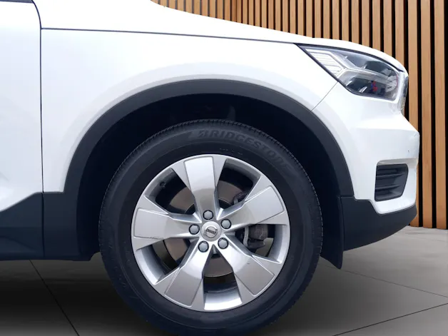 Volvo XC40 2.0 D4 Momentum AWD