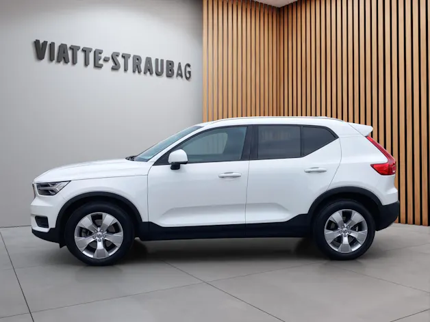 Volvo XC40 2.0 D4 Momentum AWD