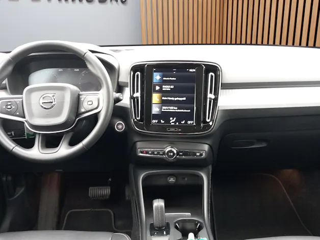 Volvo XC40 2.0 D4 Momentum AWD