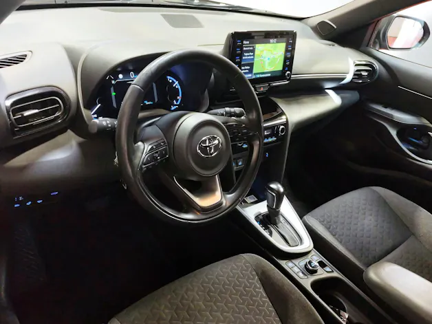 Toyota Yaris Cross 1.5 VVT-i HSD Trend AWD-i