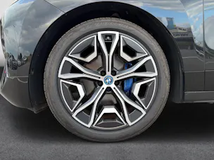 BMW iX xDrive40 M Sport Pro (CH) ** Action de Leasing à 0.9% **