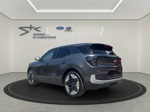 Ford Explorer Extended Range Premium AWD