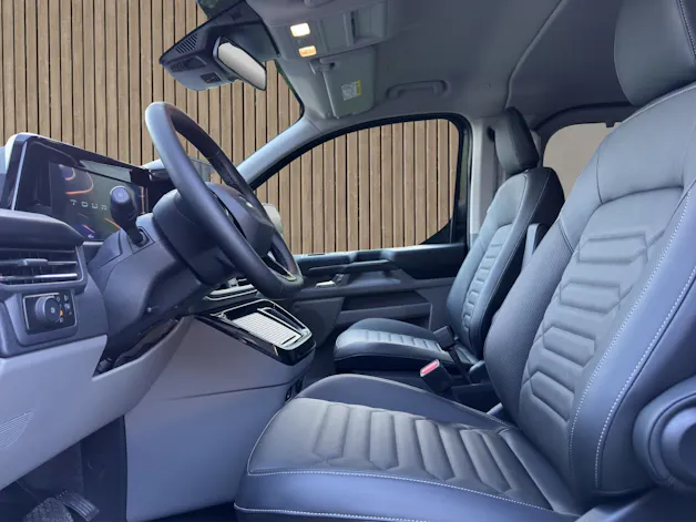 Ford Tourneo Custom Titanium X 320 L1 2.0 4x4
