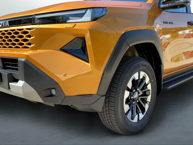 Toyota Hilux Double Cab.-Pick-up 2.8 D-4D MHEV 204 Style