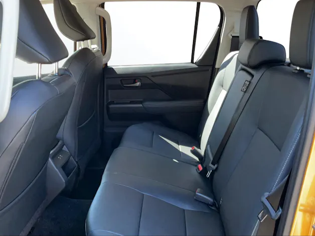 Toyota Hilux Double Cab.-Pick-up 2.8 D-4D MHEV 204 Style