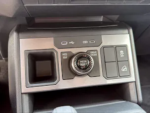 Toyota Hilux Double Cab.-Pick-up 59KWh Comfort