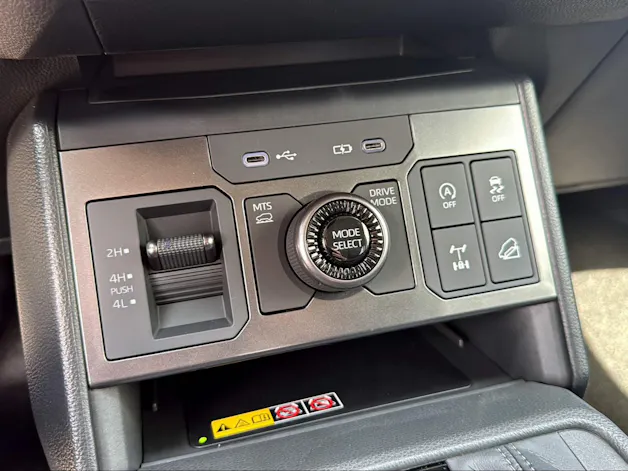 Toyota Hilux Double Cab.-Pick-up 2.8 D-4D MHEV 204 Advanced
