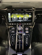 immagine del veicolo ASTON MARTIN V8 Vantage Coupé 4.0 S V8 Bi-Turbo