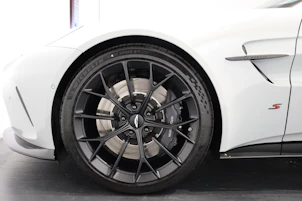 image du véhicule ASTON MARTIN V8 Vantage Coupé 4.0 S V8 Bi-Turbo