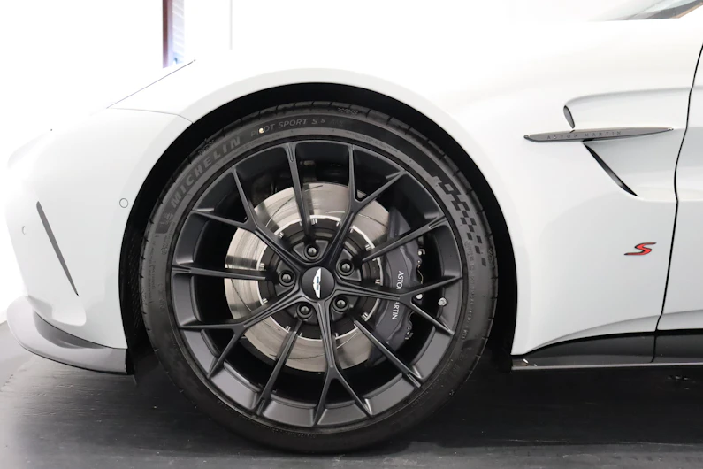 image du véhicule ASTON MARTIN VANTAGE S