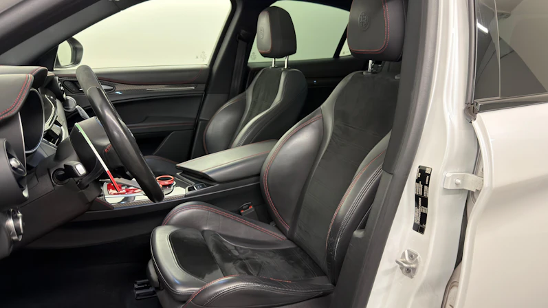 image du véhicule ALFA ROMEO STELVIO
