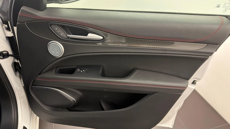 image du véhicule ALFA ROMEO STELVIO