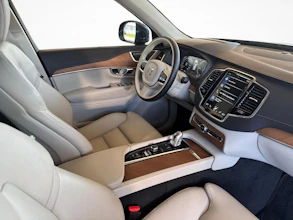 https://vehicle.imgix.net/4426505/c16b7fce-9f2a-4a4f-8134-e18c109bbb29.jpg