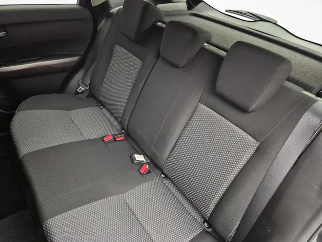 Suzuki Vitara 1.4 T Piz Sulai Hybrid 4x4 - inkl. Winterräder - ab 1.99% Leasing
