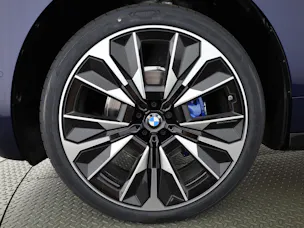 BMW iX xDrive60